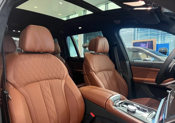 BMW X7 cena 723900 przebieg: 20, rok produkcji 2024 z Oława małe 67